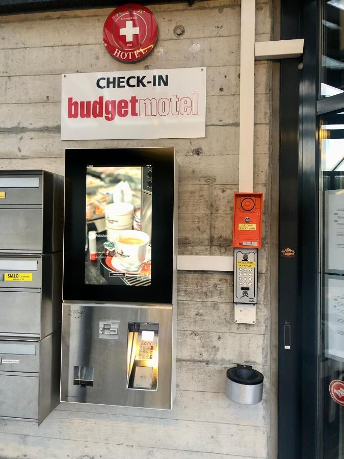 Budget Motel Self Check-In デリコン エクステリア 写真