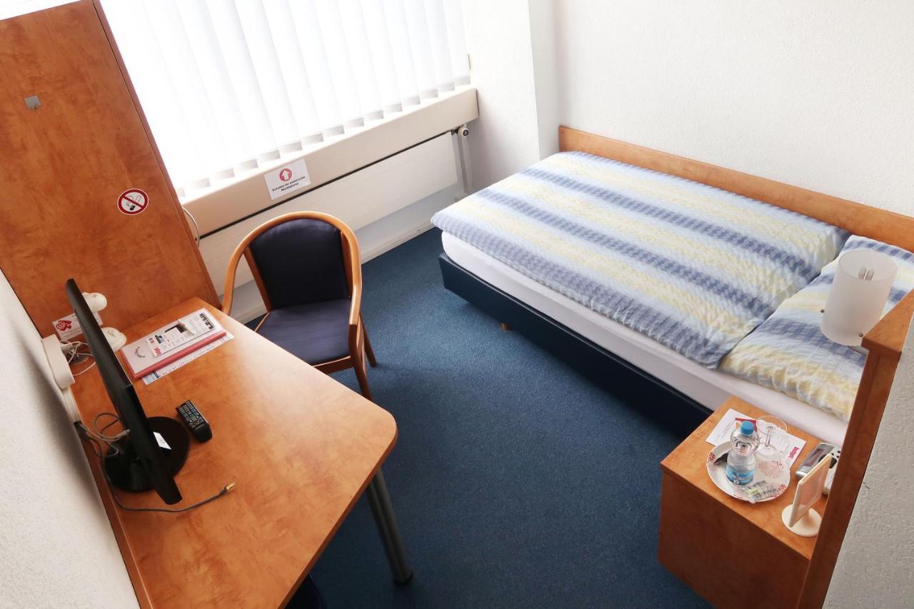 Budget Motel Self Check-In デリコン エクステリア 写真
